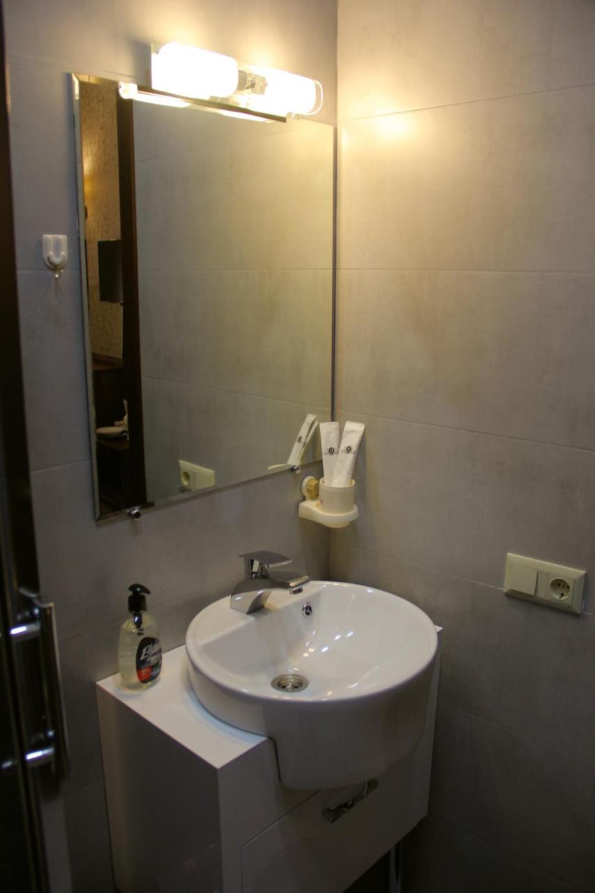 Moon Light Hotel Tbilisi Eksteriør bilde