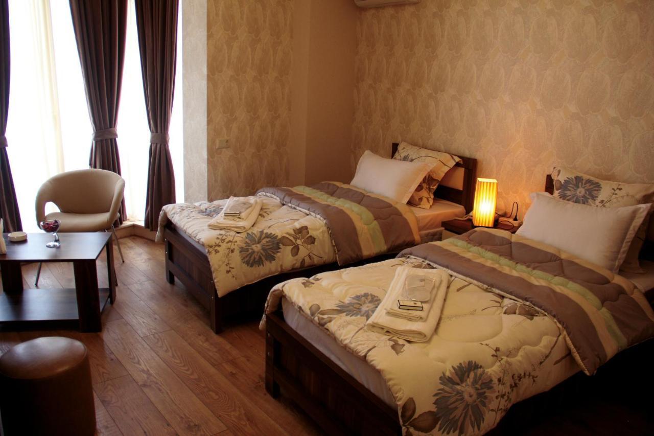 Moon Light Hotel Tbilisi Eksteriør bilde