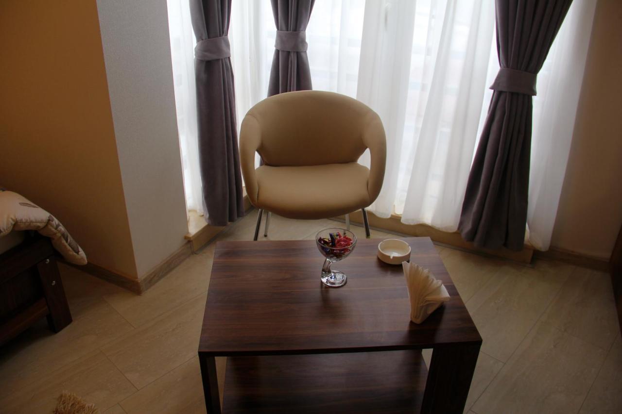 Moon Light Hotel Tbilisi Eksteriør bilde