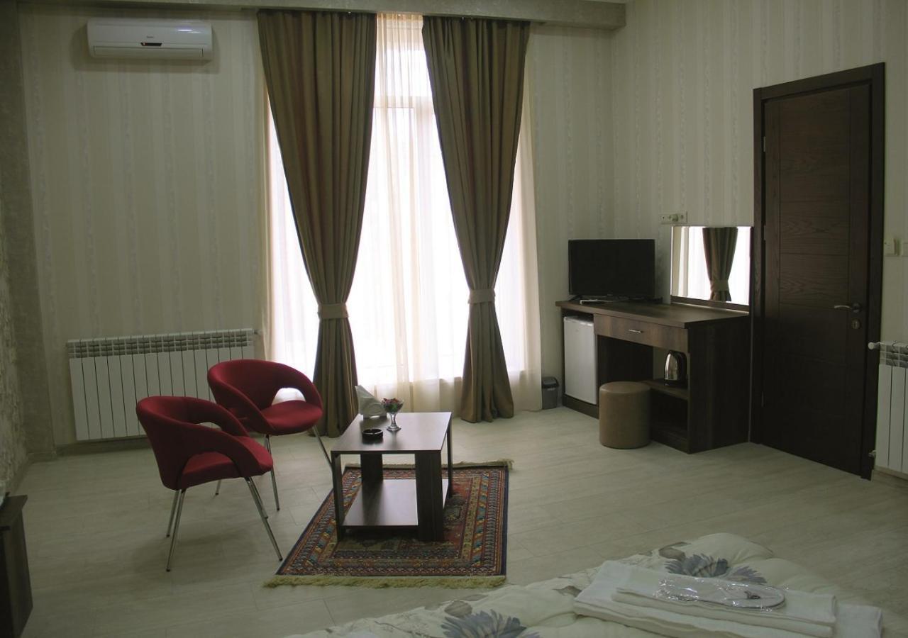 Moon Light Hotel Tbilisi Eksteriør bilde