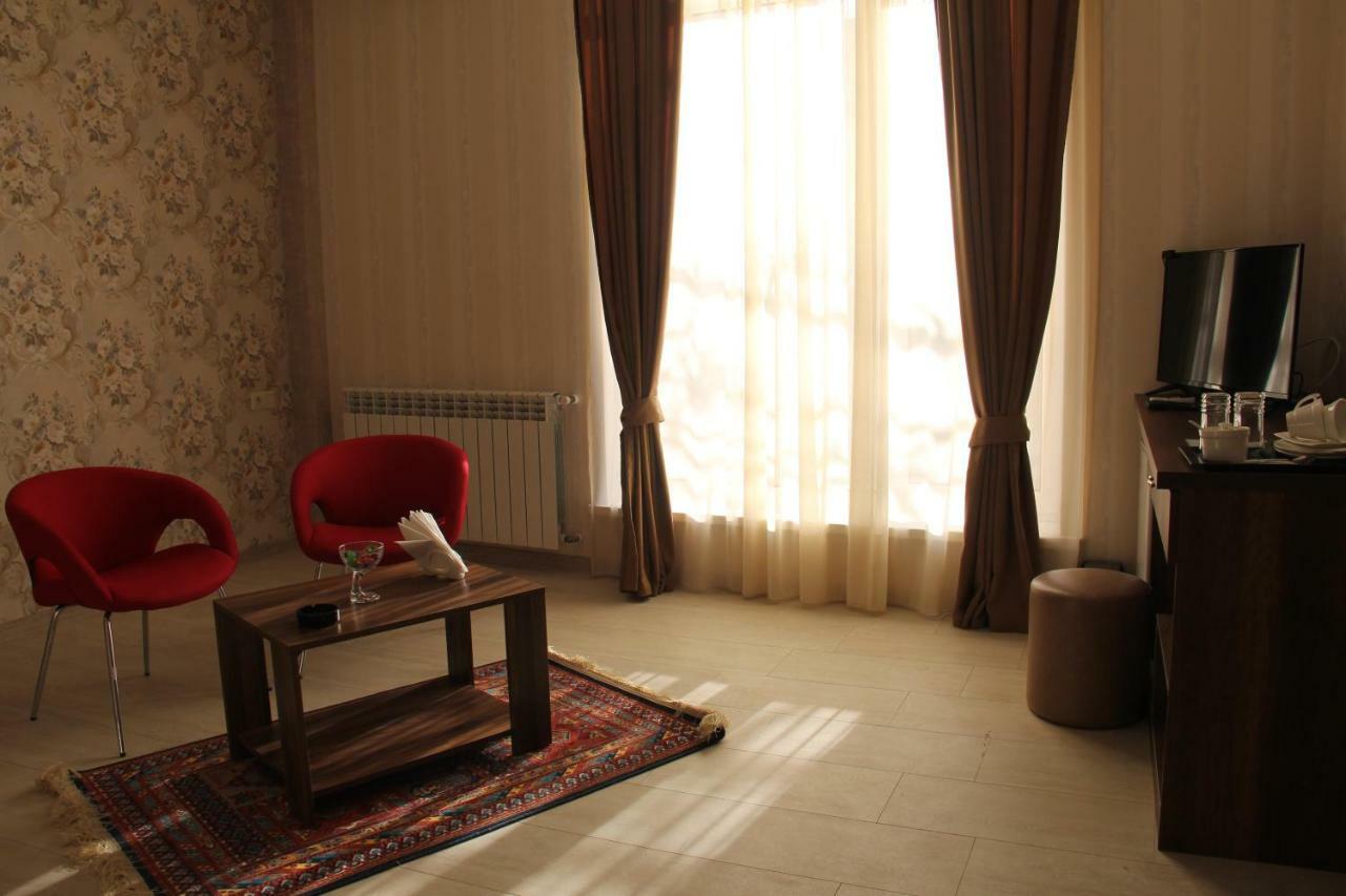 Moon Light Hotel Tbilisi Eksteriør bilde